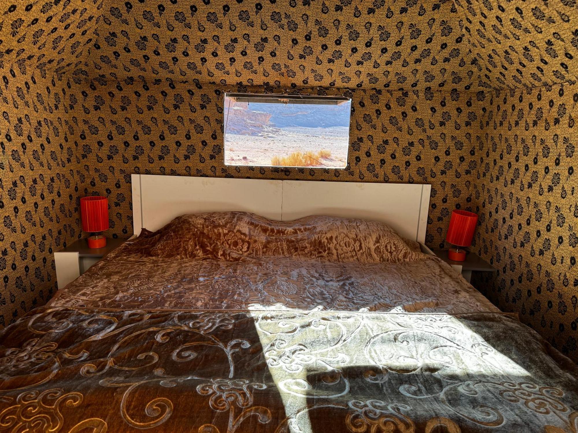 Desert Rock Camp ワディ ・ラム エクステリア 写真